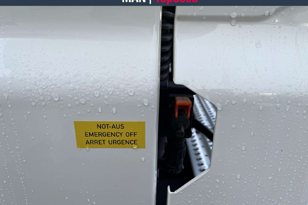 Vetopöytäauto MAN TGX 18.470 LED: kuva Vetopöytäauto MAN TGX 18.470 LED Vetopöytäauto MAN TGX 18.470 LED: kuva Vetopöytäauto MAN TGX 18.470 LED