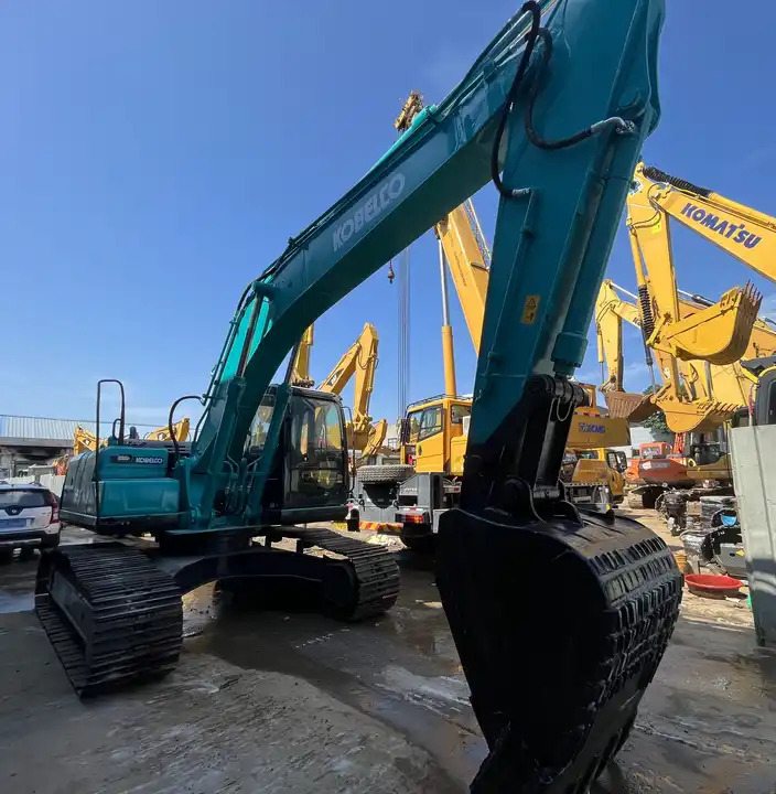 Telakaivukone 20t Used Kobelco Excavator Sk200-8 Sk200 210-8,Kobelco Sk140 Sk200 Sk210 Excavators In Shanghai: kuva Telakaivukone 20t Used Kobelco Excavator Sk200-8 Sk200 210-8,Kobelco Sk140 Sk200 Sk210 Excavators In Shanghai