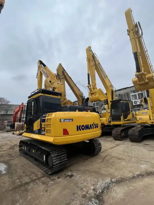 Telakaivukone GOOD CONDITION 90% New japan original low hourS used Komatsu PC130-7 excavator for hot sale WITH free shipping: kuva Telakaivukone GOOD CONDITION 90% New japan original low hourS used Komatsu PC130-7 excavator for hot sale WITH free shipping