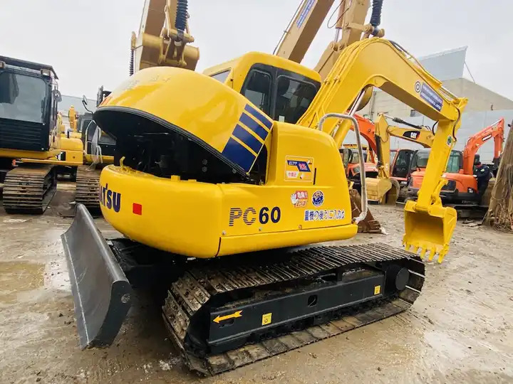 Hot sale Used Crawler Excavator good working used machinery japanese komatsu mini Excavator pc60-7 Used Japanese Brand PC60-7 - Telakaivukone: kuva Hot sale Used Crawler Excavator good working used machinery japanese komatsu mini Excavator pc60-7 Used Japanese Brand PC60-7 - Telakaivukone Hot sale Used Crawler Excavator good working used machinery japanese komatsu mini Excavator pc60-7 Used Japanese Brand PC60-7 - Telakaivukone: kuva Hot sale Used Crawler Excavator good working used machinery japanese komatsu mini Excavator pc60-7 Used Japanese Brand PC60-7 - Telakaivukone