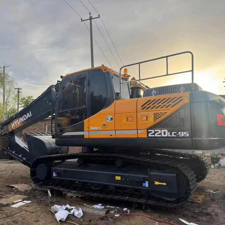 Korea Original Used Hyundai 220LC-9S Excavator Used Robex Hyundai 220 Excavator 220LC-9S Used Excavators for Sale - Kaivuri: kuva Korea Original Used Hyundai 220LC-9S Excavator Used Robex Hyundai 220 Excavator 220LC-9S Used Excavators for Sale - Kaivuri Korea Original Used Hyundai 220LC-9S Excavator Used Robex Hyundai 220 Excavator 220LC-9S Used Excavators for Sale - Kaivuri: kuva Korea Original Used Hyundai 220LC-9S Excavator Used Robex Hyundai 220 Excavator 220LC-9S Used Excavators for Sale - Kaivuri