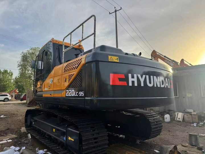 Korea Original Used Hyundai 220LC-9S Excavator Used Robex Hyundai 220 Excavator 220LC-9S Used Excavators for Sale - Kaivuri: kuva Korea Original Used Hyundai 220LC-9S Excavator Used Robex Hyundai 220 Excavator 220LC-9S Used Excavators for Sale - Kaivuri Korea Original Used Hyundai 220LC-9S Excavator Used Robex Hyundai 220 Excavator 220LC-9S Used Excavators for Sale - Kaivuri: kuva Korea Original Used Hyundai 220LC-9S Excavator Used Robex Hyundai 220 Excavator 220LC-9S Used Excavators for Sale - Kaivuri