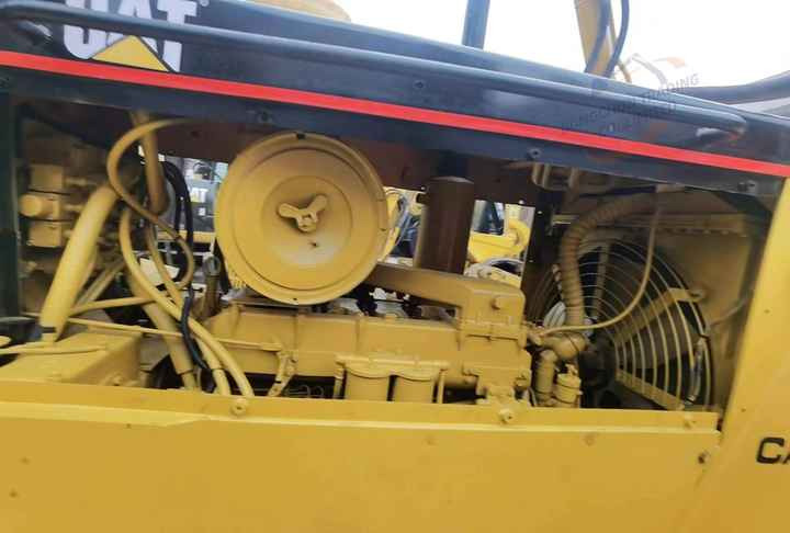 Original Japan Imported Caterpillar D7R Bulldozer Japan Original Cat D7G D7R D9n D8r Used Bulldozers - Puskutraktori: kuva Original Japan Imported Caterpillar D7R Bulldozer Japan Original Cat D7G D7R D9n D8r Used Bulldozers - Puskutraktori Original Japan Imported Caterpillar D7R Bulldozer Japan Original Cat D7G D7R D9n D8r Used Bulldozers - Puskutraktori: kuva Original Japan Imported Caterpillar D7R Bulldozer Japan Original Cat D7G D7R D9n D8r Used Bulldozers - Puskutraktori