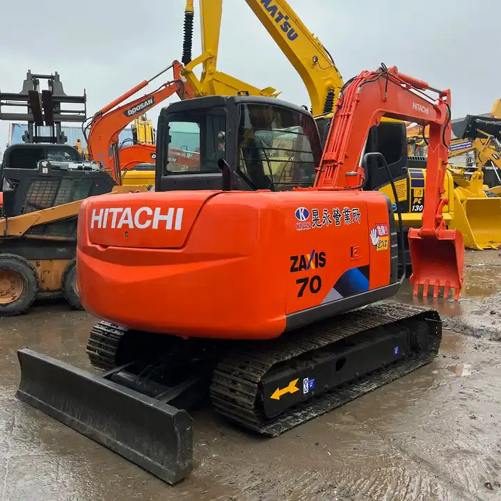 Used Hitachi excavator ZX70 in good condition for sale - Telakaivukone: kuva Used Hitachi excavator ZX70 in good condition for sale - Telakaivukone Used Hitachi excavator ZX70 in good condition for sale - Telakaivukone: kuva Used Hitachi excavator ZX70 in good condition for sale - Telakaivukone