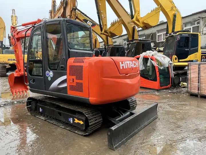 Used Hitachi excavator ZX70 in good condition for sale - Telakaivukone: kuva Used Hitachi excavator ZX70 in good condition for sale - Telakaivukone Used Hitachi excavator ZX70 in good condition for sale - Telakaivukone: kuva Used Hitachi excavator ZX70 in good condition for sale - Telakaivukone