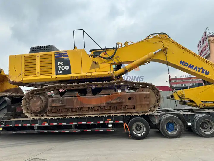 Second hand nice price good condition komatsu pc650 pc600 pc700 65 ton large excavator - Kaivuri: kuva second hand nice price good condition komatsu pc650 pc600 pc700 65 ton large excavator - Kaivuri Second hand nice price good condition komatsu pc650 pc600 pc700 65 ton large excavator - Kaivuri: kuva second hand nice price good condition komatsu pc650 pc600 pc700 65 ton large excavator - Kaivuri