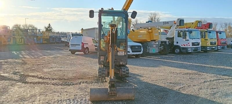 Bobcat E 17 - Minikuormaaja: kuva Bobcat E 17 - Minikuormaaja Bobcat E 17 - Minikuormaaja: kuva Bobcat E 17 - Minikuormaaja