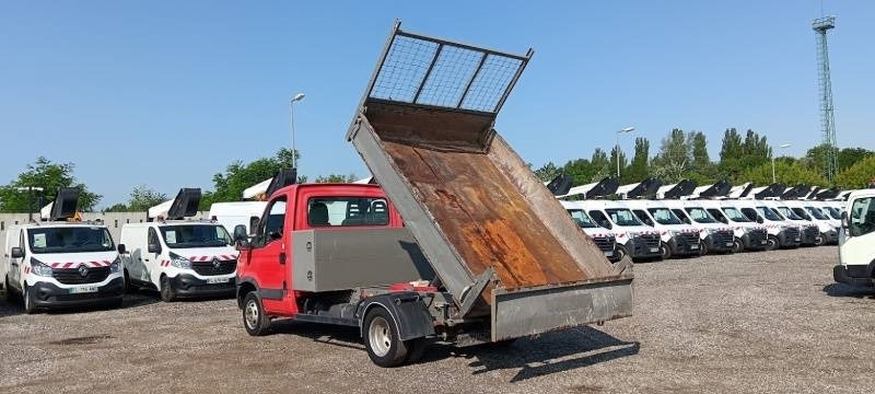 Iveco 35C13 - Tipper - Kippiauto kuorma-auto: kuva Iveco 35C13 - Tipper - Kippiauto kuorma-auto Iveco 35C13 - Tipper - Kippiauto kuorma-auto: kuva Iveco 35C13 - Tipper - Kippiauto kuorma-auto