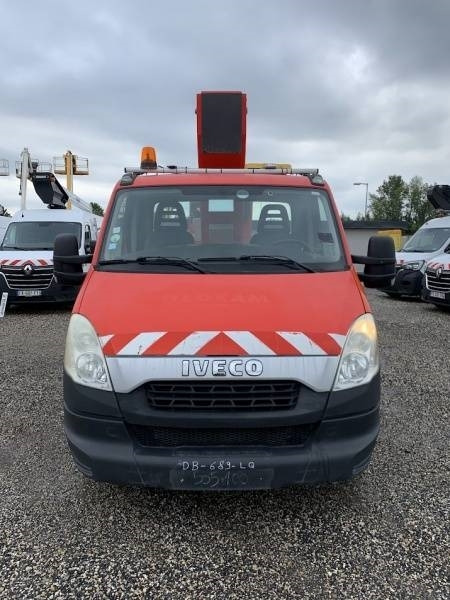 Iveco Daily GSR E179T - 17,1m - 200 kg - Itsekulkevat henkilönostimet: kuva Iveco Daily GSR E179T - 17,1m - 200 kg - Itsekulkevat henkilönostimet Iveco Daily GSR E179T - 17,1m - 200 kg - Itsekulkevat henkilönostimet: kuva Iveco Daily GSR E179T - 17,1m - 200 kg - Itsekulkevat henkilönostimet