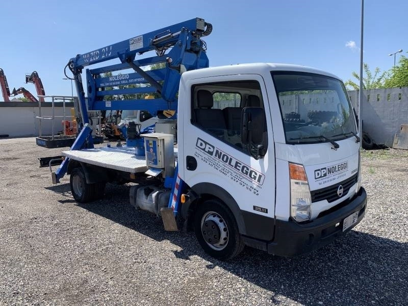 Nissan Cabstar CTE ZED 21 J - 21 m - 200 kg  - Itsekulkevat henkilönostimet: kuva Nissan Cabstar CTE ZED 21 J - 21 m - 200 kg  - Itsekulkevat henkilönostimet Nissan Cabstar CTE ZED 21 J - 21 m - 200 kg  - Itsekulkevat henkilönostimet: kuva Nissan Cabstar CTE ZED 21 J - 21 m - 200 kg  - Itsekulkevat henkilönostimet