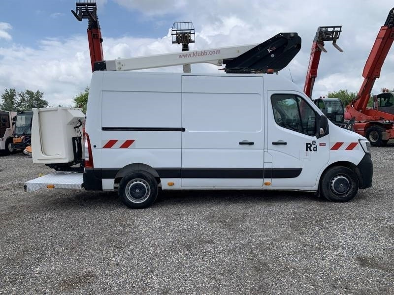 Renault Master Klubb K32 - 12,5 m, 120 kg - Itsekulkevat henkilönostimet: kuva Renault Master Klubb K32 - 12,5 m, 120 kg - Itsekulkevat henkilönostimet Renault Master Klubb K32 - 12,5 m, 120 kg - Itsekulkevat henkilönostimet: kuva Renault Master Klubb K32 - 12,5 m, 120 kg - Itsekulkevat henkilönostimet