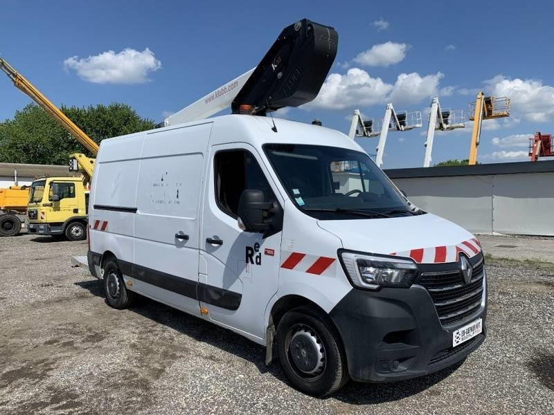 Renault Master Klubb K32 - 12,5 m, 120 kg - Itsekulkevat henkilönostimet: kuva Renault Master Klubb K32 - 12,5 m, 120 kg - Itsekulkevat henkilönostimet Renault Master Klubb K32 - 12,5 m, 120 kg - Itsekulkevat henkilönostimet: kuva Renault Master Klubb K32 - 12,5 m, 120 kg - Itsekulkevat henkilönostimet