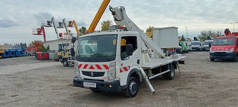 Renault Maxity Comilev EN160TVL - 16,5m, 200kg  - Itsekulkevat henkilönostimet: kuva Renault Maxity Comilev EN160TVL - 16,5m, 200kg  - Itsekulkevat henkilönostimet Renault Maxity Comilev EN160TVL - 16,5m, 200kg  - Itsekulkevat henkilönostimet: kuva Renault Maxity Comilev EN160TVL - 16,5m, 200kg  - Itsekulkevat henkilönostimet