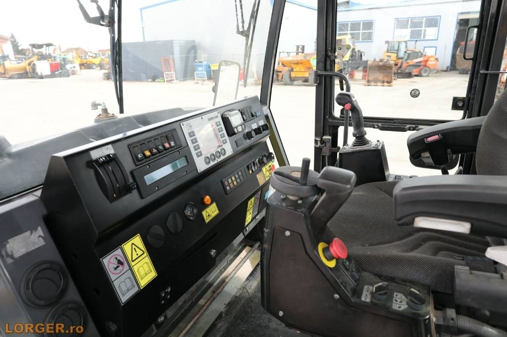 Tiejyrä Ammann AV 95-2: kuva Tiejyrä Ammann AV 95-2