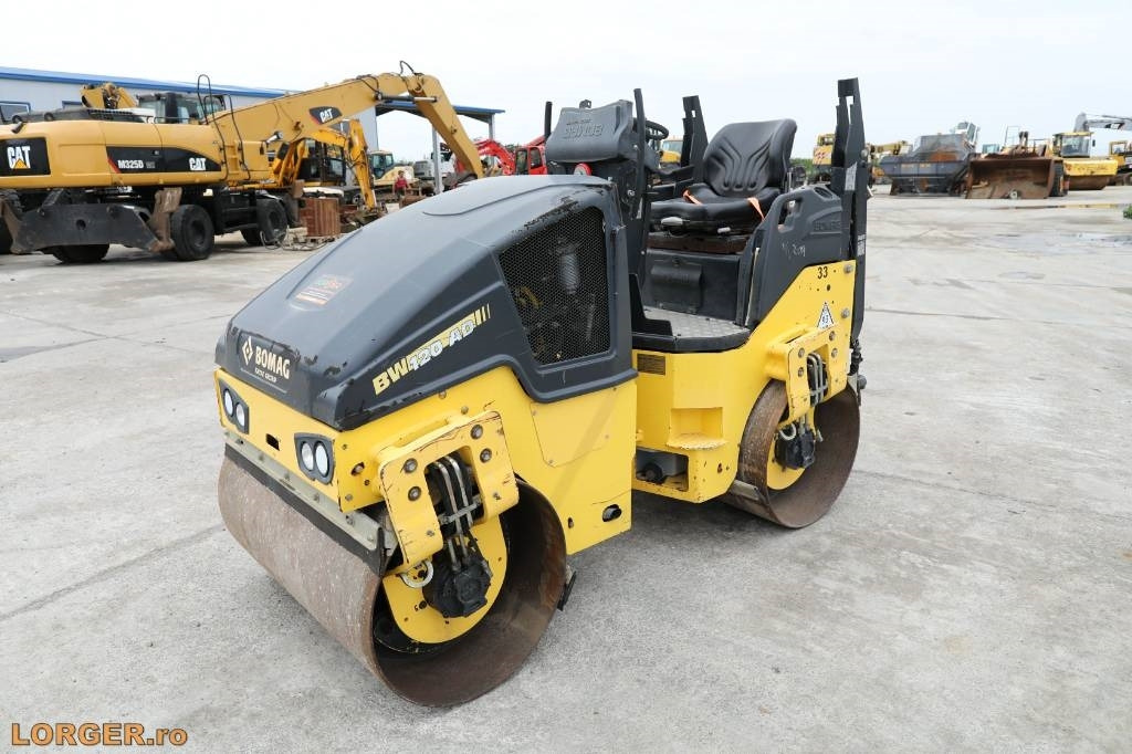 Bomag BW 120 AD-5 - Tiejyrä: kuva Bomag BW 120 AD-5 - Tiejyrä Bomag BW 120 AD-5 - Tiejyrä: kuva Bomag BW 120 AD-5 - Tiejyrä