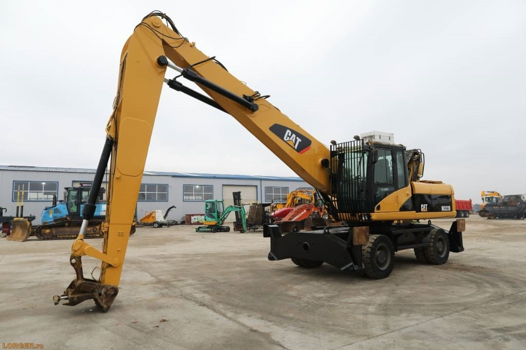 CAT M 322 D - Materiaalinkäsittelykone: kuva CAT M 322 D - Materiaalinkäsittelykone CAT M 322 D - Materiaalinkäsittelykone: kuva CAT M 322 D - Materiaalinkäsittelykone