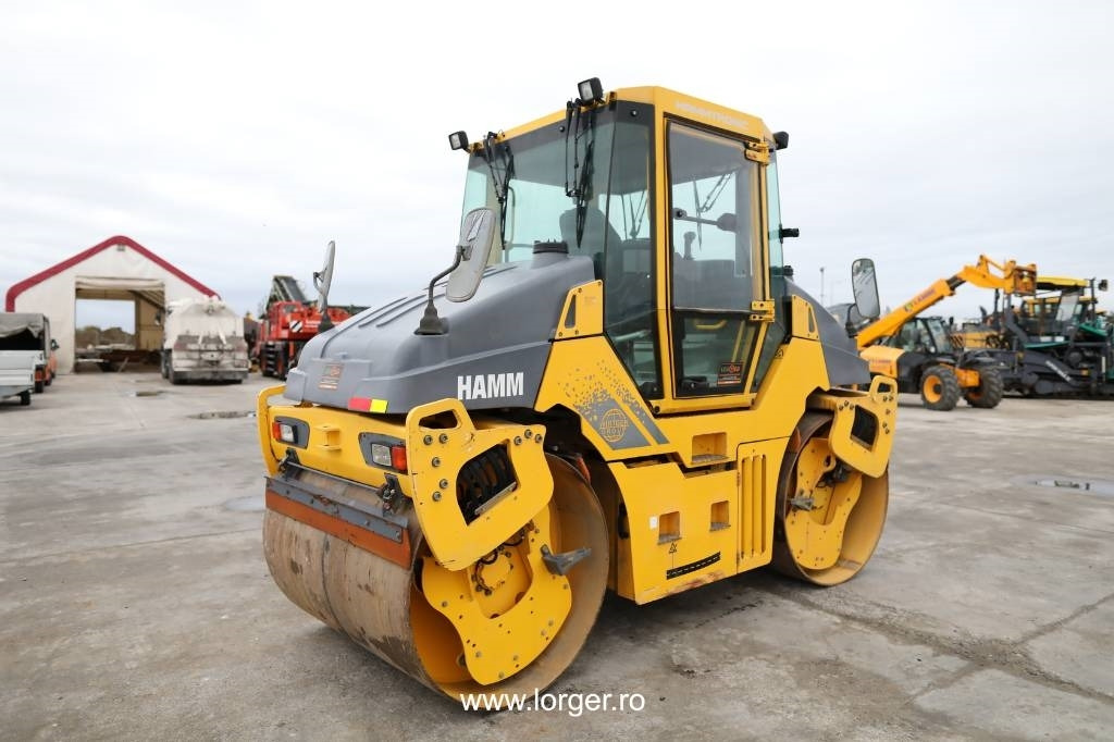 Hamm DV 70 VV - Tiejyrä: kuva Hamm DV 70 VV - Tiejyrä Hamm DV 70 VV - Tiejyrä: kuva Hamm DV 70 VV - Tiejyrä