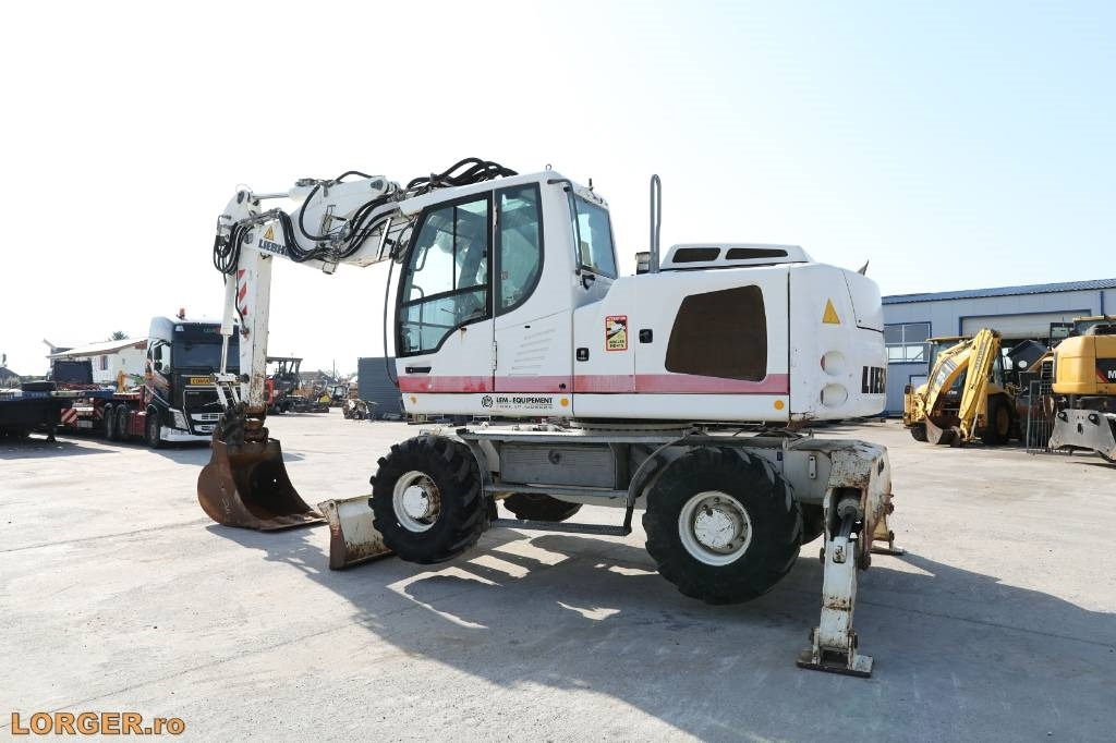 Liebherr A 914 - Pyöräalustainen kaivinkone: kuva Liebherr A 914 - Pyöräalustainen kaivinkone Liebherr A 914 - Pyöräalustainen kaivinkone: kuva Liebherr A 914 - Pyöräalustainen kaivinkone