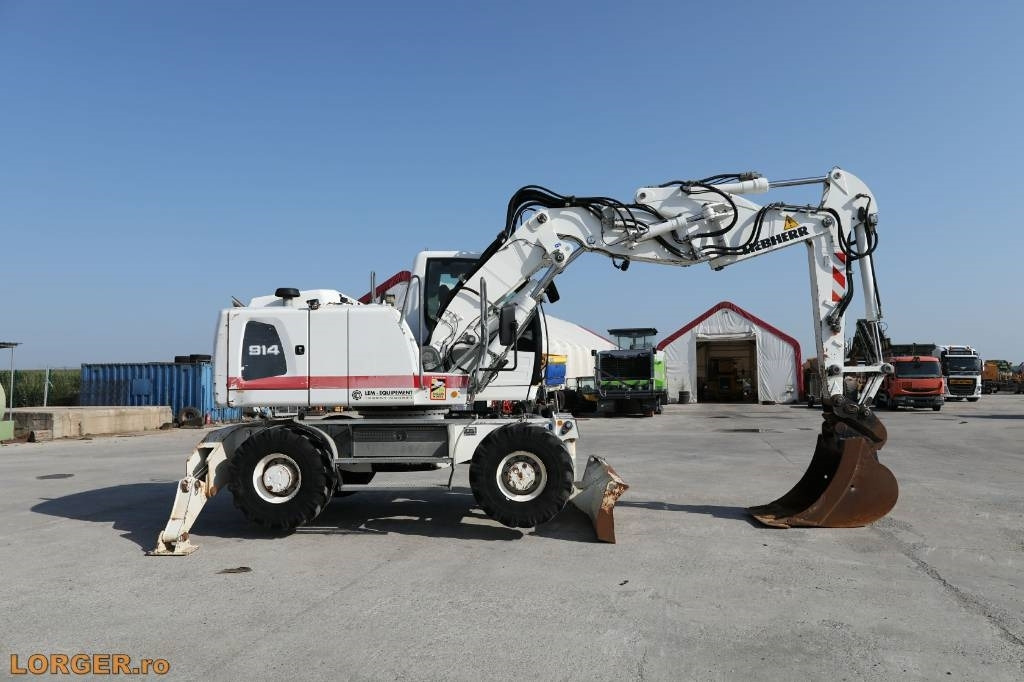 Liebherr A 914 - Pyöräalustainen kaivinkone: kuva Liebherr A 914 - Pyöräalustainen kaivinkone Liebherr A 914 - Pyöräalustainen kaivinkone: kuva Liebherr A 914 - Pyöräalustainen kaivinkone