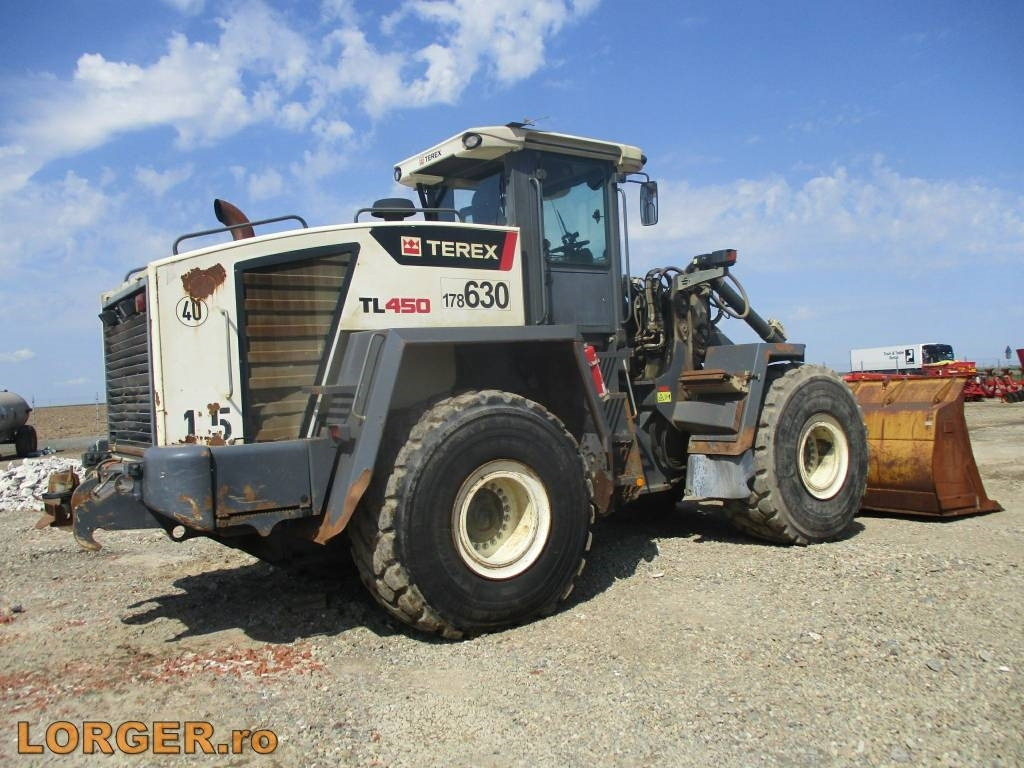 Terex TL 450 - Pyöräkuormaaja: kuva Terex TL 450 - Pyöräkuormaaja Terex TL 450 - Pyöräkuormaaja: kuva Terex TL 450 - Pyöräkuormaaja
