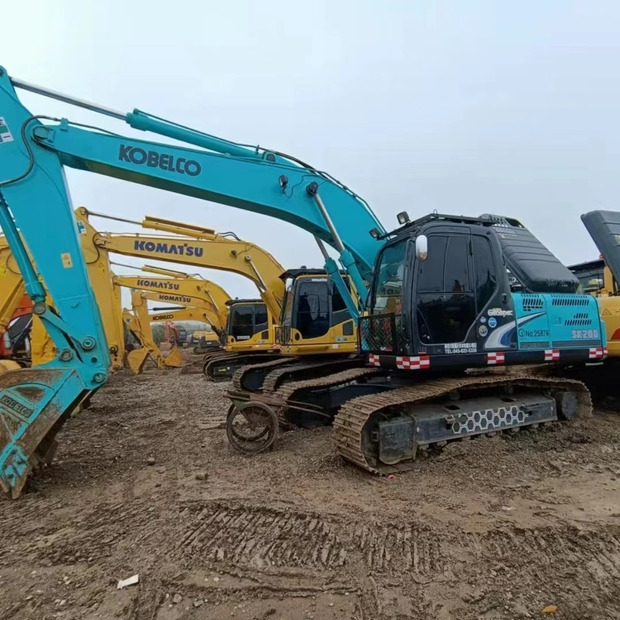 2020 KOBELCO SK200 - Telakaivukone: kuva 2020 KOBELCO SK200 - Telakaivukone 2020 KOBELCO SK200 - Telakaivukone: kuva 2020 KOBELCO SK200 - Telakaivukone