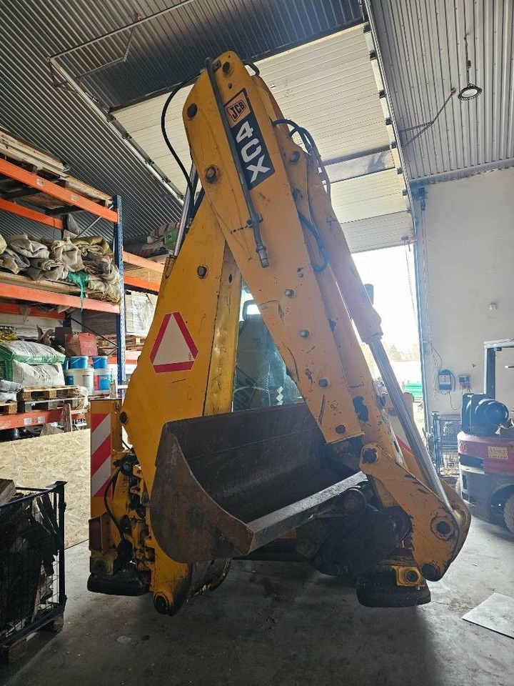 Kaivuri-trukki JCB 4 CX: kuva Kaivuri-trukki JCB 4 CX