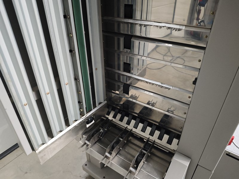 Horizon VAC-60Hc | 2004 | 3 Mio - Painokone: kuva Horizon VAC-60Hc | 2004 | 3 Mio - Painokone Horizon VAC-60Hc | 2004 | 3 Mio - Painokone: kuva Horizon VAC-60Hc | 2004 | 3 Mio - Painokone