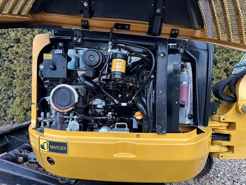 Minikuormaaja CAT 302.7D CR: kuva Minikuormaaja CAT 302.7D CR