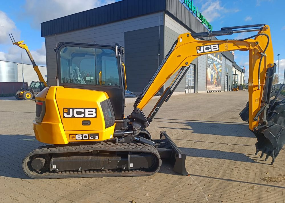 JCB 60C-2 - Telakaivukone: kuva JCB 60C-2 - Telakaivukone JCB 60C-2 - Telakaivukone: kuva JCB 60C-2 - Telakaivukone