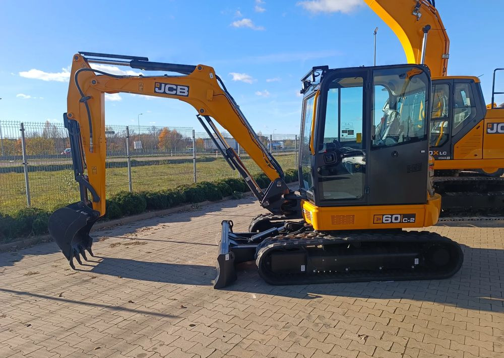JCB 60C-2 - Telakaivukone: kuva JCB 60C-2 - Telakaivukone JCB 60C-2 - Telakaivukone: kuva JCB 60C-2 - Telakaivukone