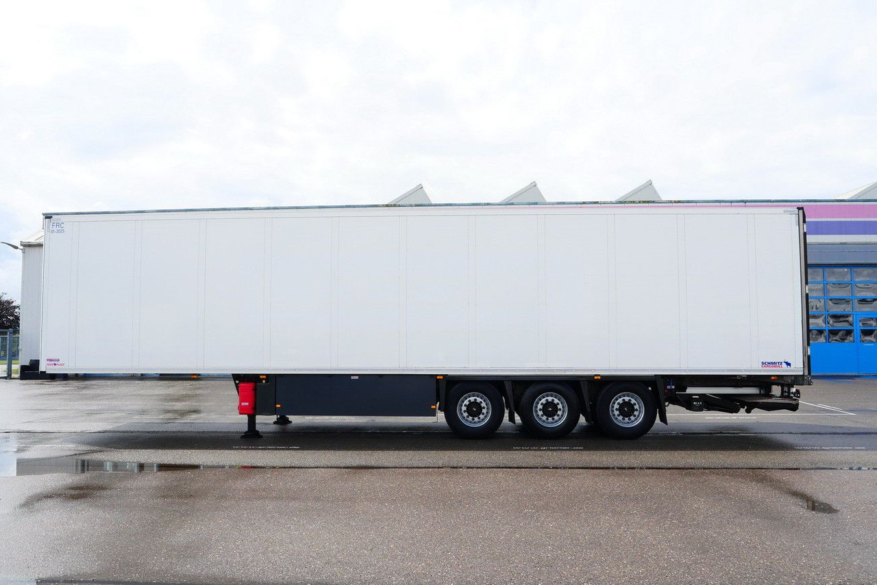 Schmitz Cargobull SKO 24/ LBW 2000 kg /BLUMEN FP 45 / TK TKM / DS - Umpikori puoliperävaunu: kuva Schmitz Cargobull SKO 24/ LBW 2000 kg /BLUMEN FP 45 / TK TKM / DS - Umpikori puoliperävaunu Schmitz Cargobull SKO 24/ LBW 2000 kg /BLUMEN FP 45 / TK TKM / DS - Umpikori puoliperävaunu: kuva Schmitz Cargobull SKO 24/ LBW 2000 kg /BLUMEN FP 45 / TK TKM / DS - Umpikori puoliperävaunu