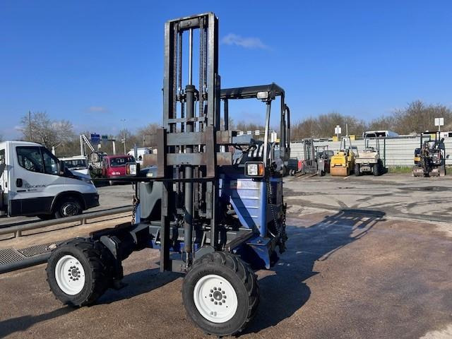 MOFFET M8-25.4 3X3X3 M8-25.4 MULTIDIRECTIONNEL - Ajoneuvotrukki: kuva MOFFET M8-25.4 3X3X3 M8-25.4 MULTIDIRECTIONNEL - Ajoneuvotrukki MOFFET M8-25.4 3X3X3 M8-25.4 MULTIDIRECTIONNEL - Ajoneuvotrukki: kuva MOFFET M8-25.4 3X3X3 M8-25.4 MULTIDIRECTIONNEL - Ajoneuvotrukki