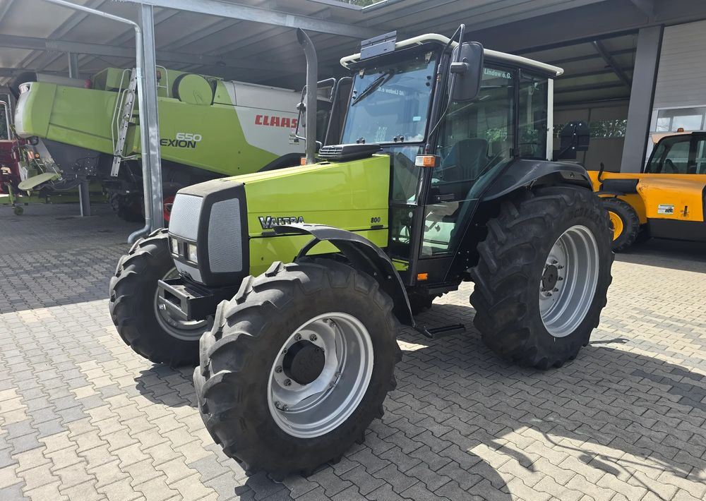 Valtra 800 - Traktori: kuva Valtra 800 - Traktori Valtra 800 - Traktori: kuva Valtra 800 - Traktori