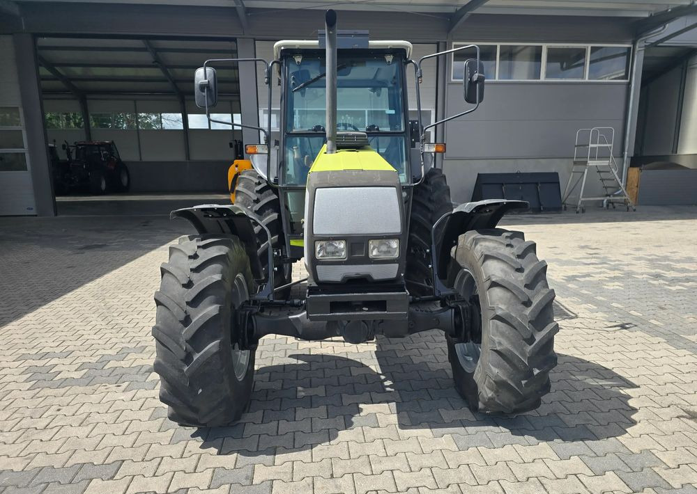 Valtra 800 - Traktori: kuva Valtra 800 - Traktori Valtra 800 - Traktori: kuva Valtra 800 - Traktori