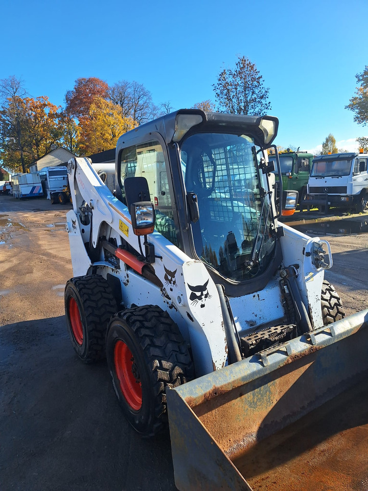Bobcat S650 - Liukuohjattu kuormaaja: kuva Bobcat S650 - Liukuohjattu kuormaaja Bobcat S650 - Liukuohjattu kuormaaja: kuva Bobcat S650 - Liukuohjattu kuormaaja