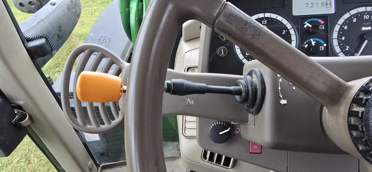 JOHN DEERE 6150M - Traktori: kuva JOHN DEERE 6150M - Traktori JOHN DEERE 6150M - Traktori: kuva JOHN DEERE 6150M - Traktori