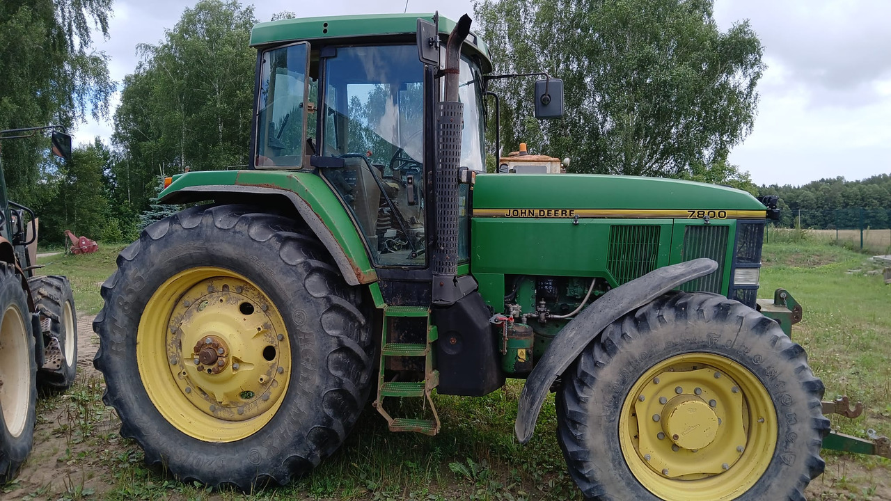 JOHN DEERE 7800 - Traktori: kuva JOHN DEERE 7800 - Traktori JOHN DEERE 7800 - Traktori: kuva JOHN DEERE 7800 - Traktori