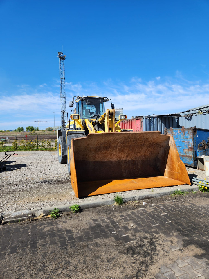 KOMATSU WA500 -6 - Pyöräkuormaaja: kuva KOMATSU WA500 -6 - Pyöräkuormaaja KOMATSU WA500 -6 - Pyöräkuormaaja: kuva KOMATSU WA500 -6 - Pyöräkuormaaja