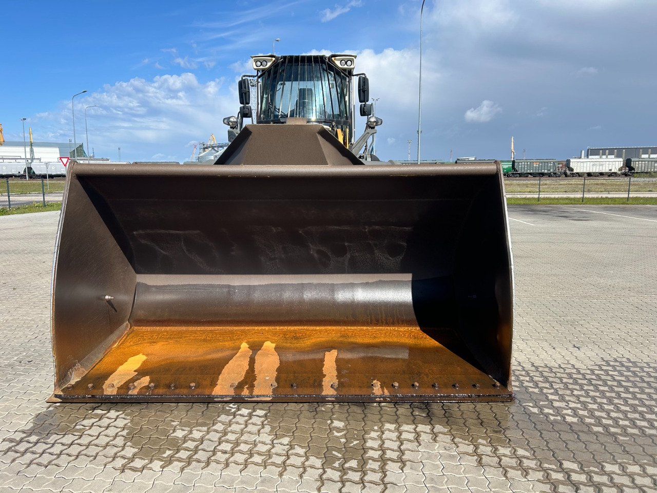 LIEBHERR L576 - Pyöräkuormaaja: kuva LIEBHERR L576 - Pyöräkuormaaja LIEBHERR L576 - Pyöräkuormaaja: kuva LIEBHERR L576 - Pyöräkuormaaja