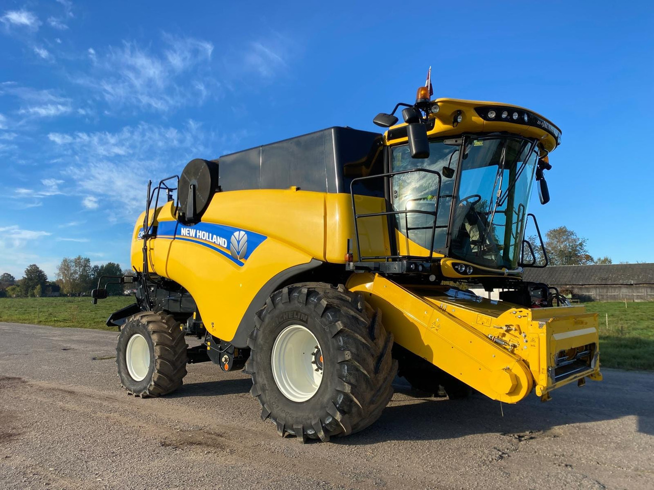 NEW HOLLAND CX8.70 - Sadonkorjuukone: kuva NEW HOLLAND CX8.70 - Sadonkorjuukone NEW HOLLAND CX8.70 - Sadonkorjuukone: kuva NEW HOLLAND CX8.70 - Sadonkorjuukone