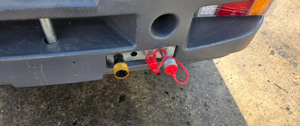 Inny Schäfi Pro T - Pyöräkuormaaja: kuva Inny Schäfi Pro T - Pyöräkuormaaja Inny Schäfi Pro T - Pyöräkuormaaja: kuva Inny Schäfi Pro T - Pyöräkuormaaja