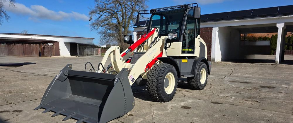 Inny Schäfi Pro ZL 15 - Pyöräkuormaaja: kuva Inny Schäfi Pro ZL 15 - Pyöräkuormaaja Inny Schäfi Pro ZL 15 - Pyöräkuormaaja: kuva Inny Schäfi Pro ZL 15 - Pyöräkuormaaja