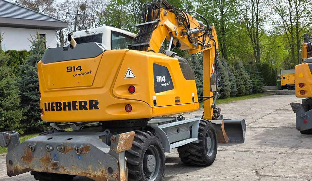 Liebherr A 914 COMPACT - Pyöräalustainen kaivinkone: kuva Liebherr A 914 COMPACT - Pyöräalustainen kaivinkone Liebherr A 914 COMPACT - Pyöräalustainen kaivinkone: kuva Liebherr A 914 COMPACT - Pyöräalustainen kaivinkone