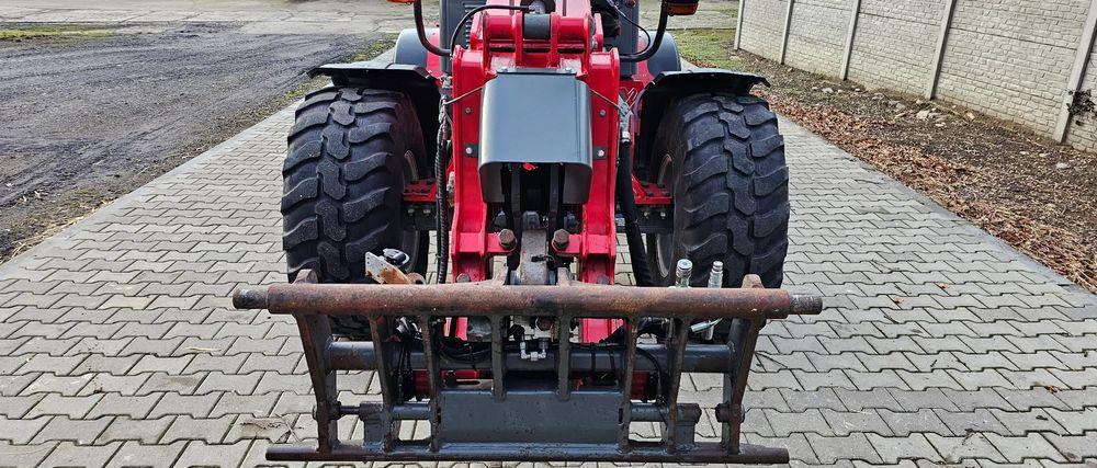 Weidemann 4070 CX80LP T Weidemann 4070 - Teleskooppikuormaaja: kuva Weidemann 4070 CX80LP T Weidemann 4070 - Teleskooppikuormaaja Weidemann 4070 CX80LP T Weidemann 4070 - Teleskooppikuormaaja: kuva Weidemann 4070 CX80LP T Weidemann 4070 - Teleskooppikuormaaja