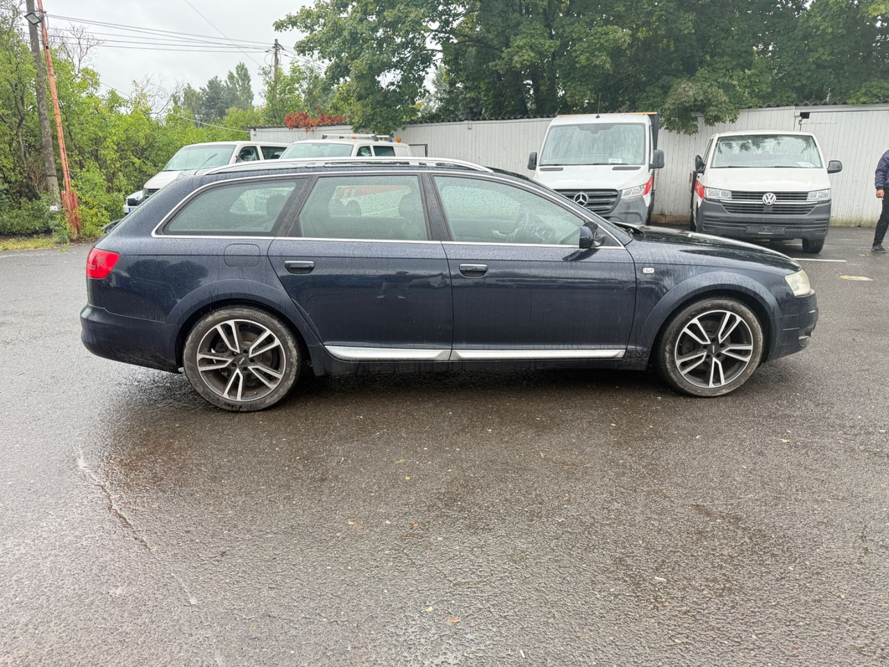 Audi A6 Allroad quattro 3.0 TDI - Farmari: kuva Audi A6 Allroad quattro 3.0 TDI - Farmari Audi A6 Allroad quattro 3.0 TDI - Farmari: kuva Audi A6 Allroad quattro 3.0 TDI - Farmari