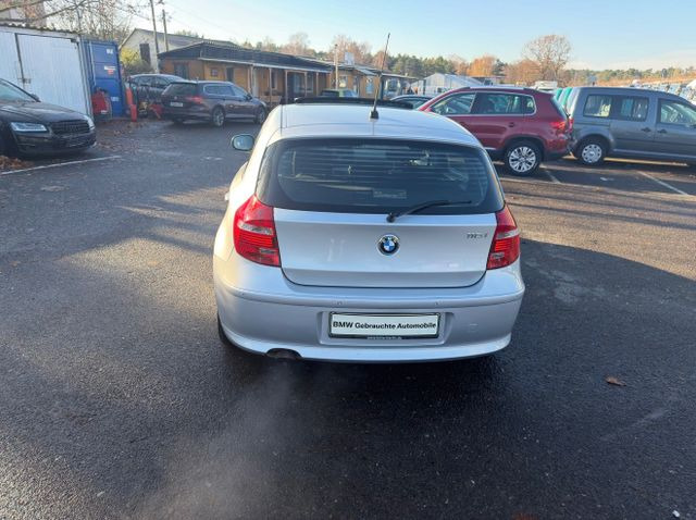 BMW 116i Limousine - Henkilöauto: kuva BMW 116i Limousine - Henkilöauto BMW 116i Limousine - Henkilöauto: kuva BMW 116i Limousine - Henkilöauto