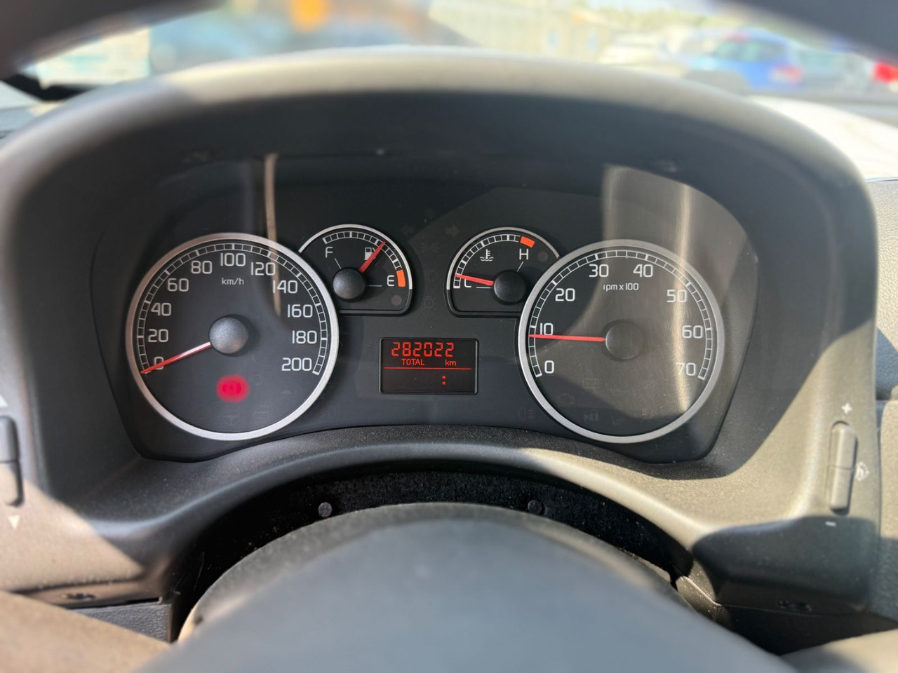 Sedan Fiat Punto Aktueller HU Motorschaden: kuva Sedan Fiat Punto Aktueller HU Motorschaden