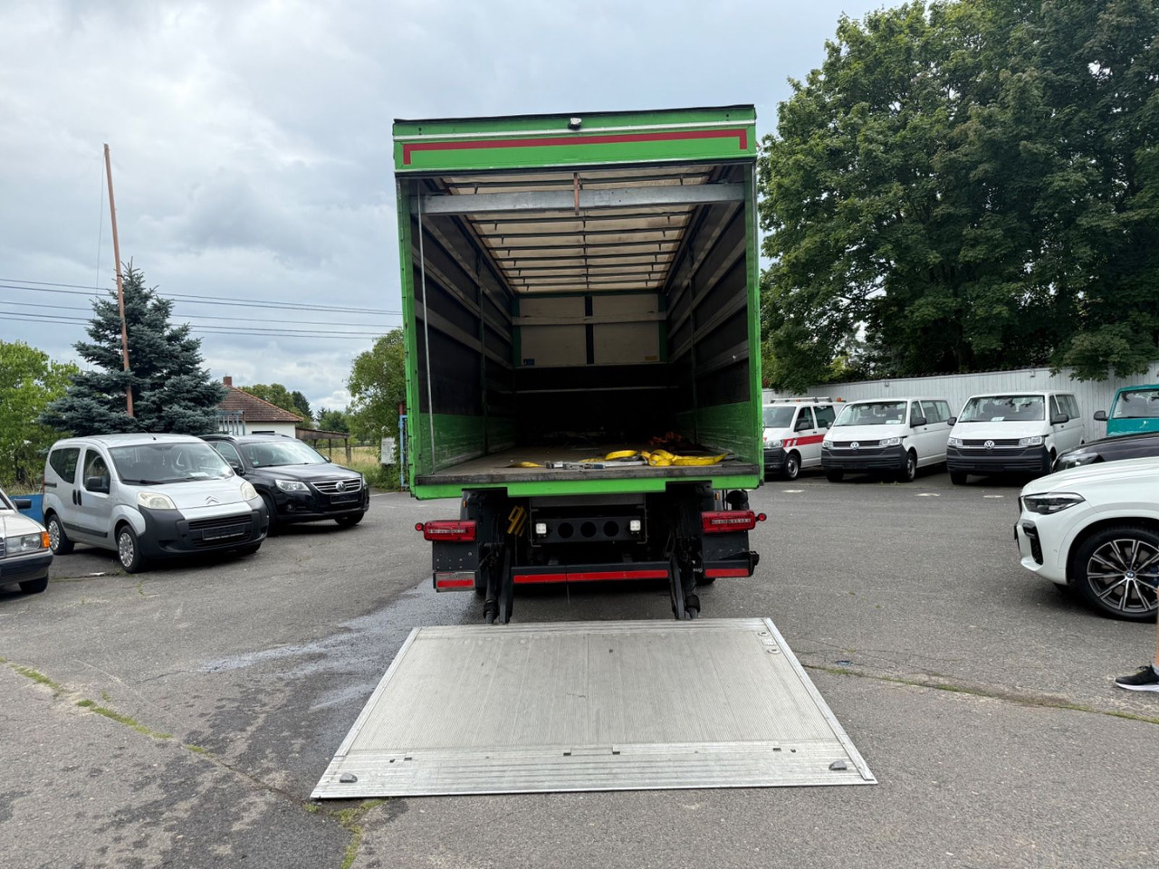 MAN TGM 15.290 Klima Temopmat Lbw - Pressukapelli kuorma-auto: kuva MAN TGM 15.290 Klima Temopmat Lbw - Pressukapelli kuorma-auto MAN TGM 15.290 Klima Temopmat Lbw - Pressukapelli kuorma-auto: kuva MAN TGM 15.290 Klima Temopmat Lbw - Pressukapelli kuorma-auto
