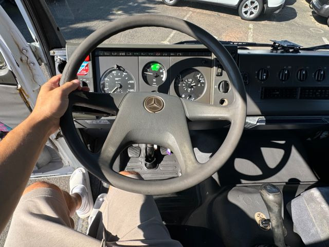 Kippiauto kuorma-auto Mercedes-Benz 1317 Kipper - Kran: kuva Kippiauto kuorma-auto Mercedes-Benz 1317 Kipper - Kran Kippiauto kuorma-auto Mercedes-Benz 1317 Kipper - Kran: kuva Kippiauto kuorma-auto Mercedes-Benz 1317 Kipper - Kran