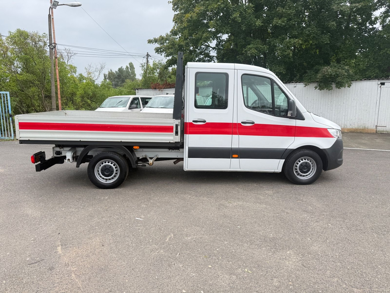 Mercedes-Benz Sprinter 217 Pritsche DoKa - Avolava pakettiauto, Jatko-ohjaamo kevyt kuorma-auto: kuva Mercedes-Benz Sprinter 217 Pritsche DoKa - Avolava pakettiauto, Jatko-ohjaamo kevyt kuorma-auto Mercedes-Benz Sprinter 217 Pritsche DoKa - Avolava pakettiauto, Jatko-ohjaamo kevyt kuorma-auto: kuva Mercedes-Benz Sprinter 217 Pritsche DoKa - Avolava pakettiauto, Jatko-ohjaamo kevyt kuorma-auto